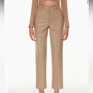 Aritzia Command Pant